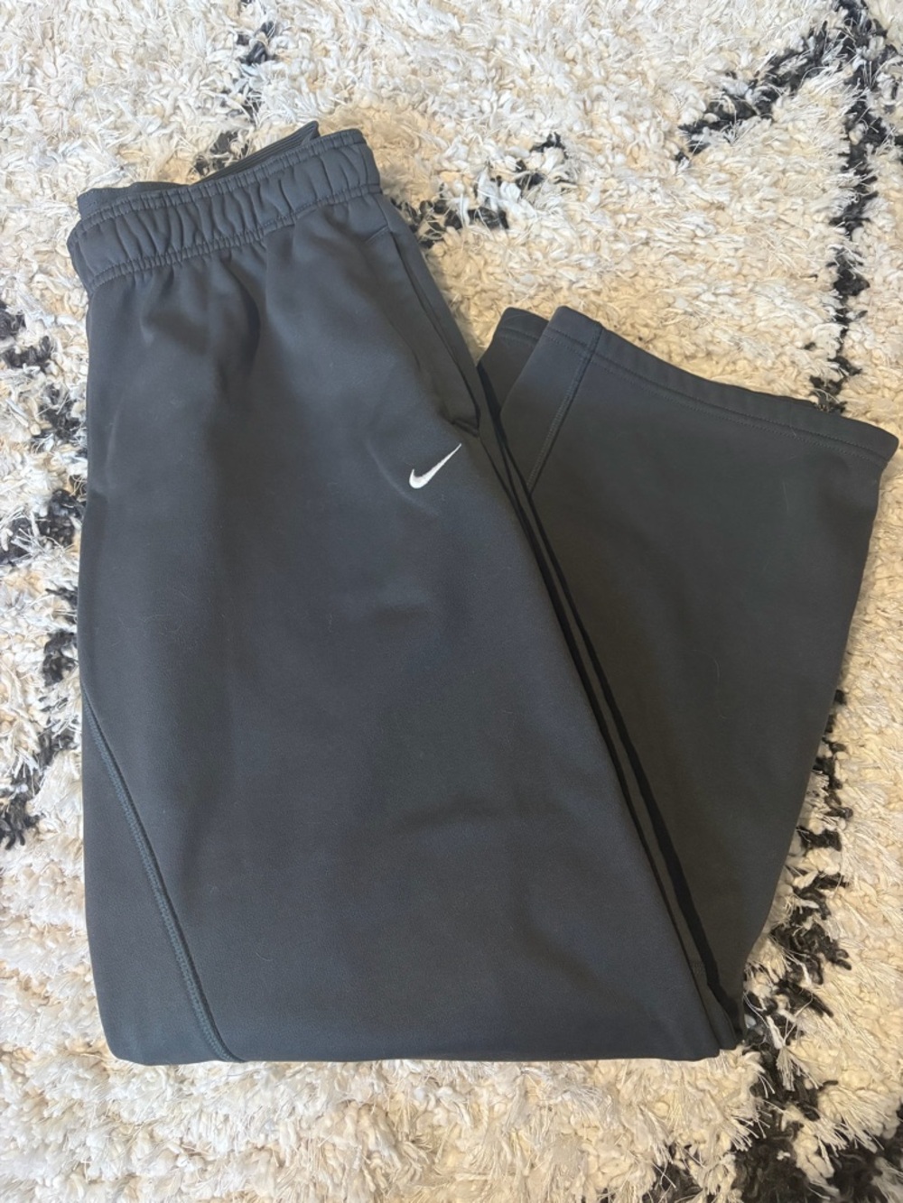 Nike Black Therma-FIT Fleece-Lined Joggers